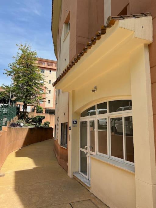 Benalmadena Costa Malaga Apartamento Muy Acogedor Con Vistas Al Mar Terraza Gigante Para Verano E Invierno Parking 外观 照片