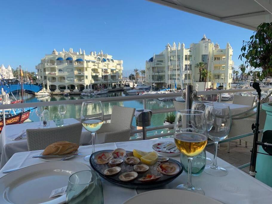 Benalmadena Costa Malaga Apartamento Muy Acogedor Con Vistas Al Mar Terraza Gigante Para Verano E Invierno Parking 外观 照片
